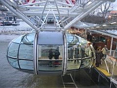 093 Dans London Eye Wheel